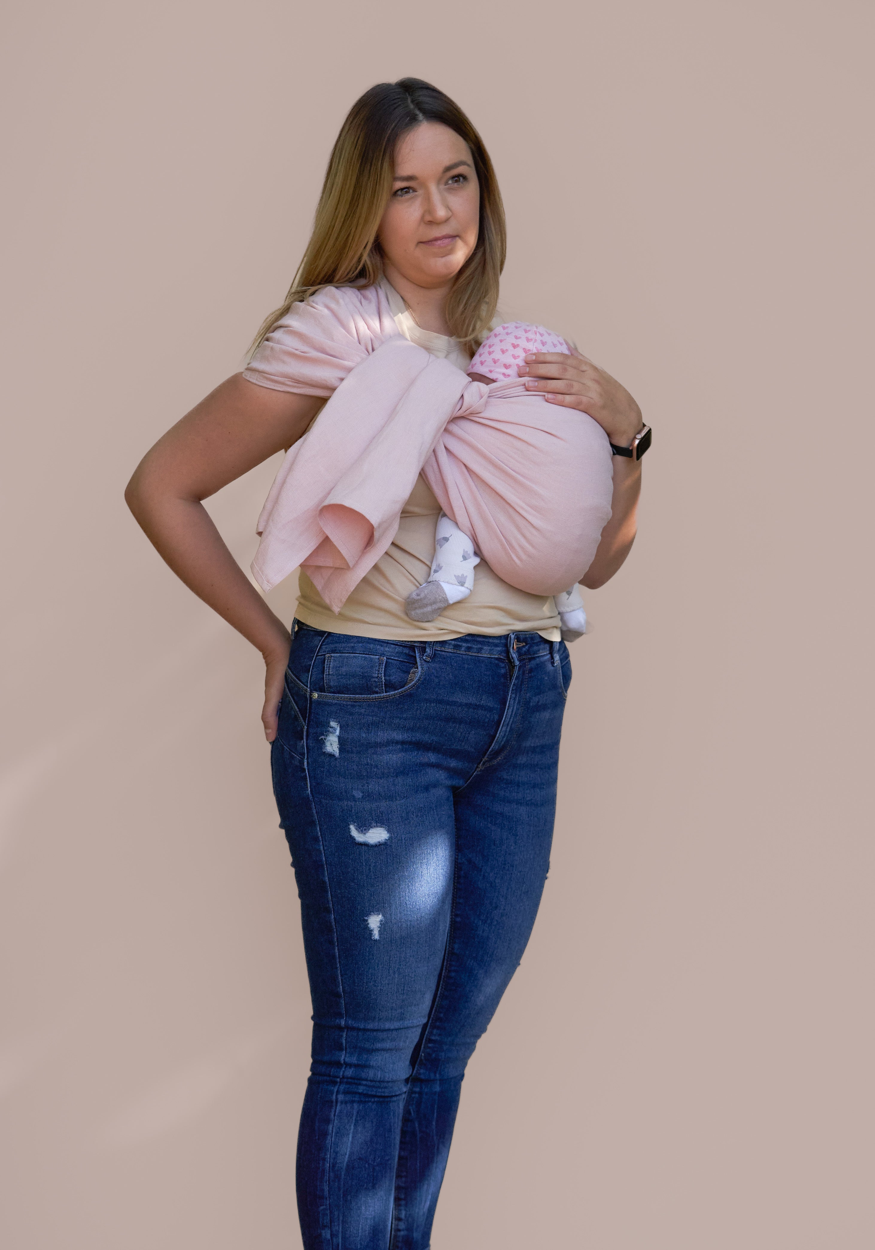 Ring Sling Liva aus Leinen in hellem Rosé